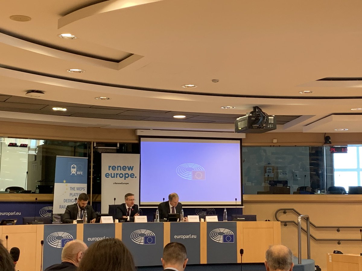 Our host MEP @OKovarikMEP kicks off today’s event : Next stops for European rail. RFE President <a href="/AndreyNovakov/">Andrey Novakov</a> also gives introductory remarks before handing over to <a href="/EUAmbSchmidt/">Kristian Schmidt</a>. Looking forward to today’s discussions !