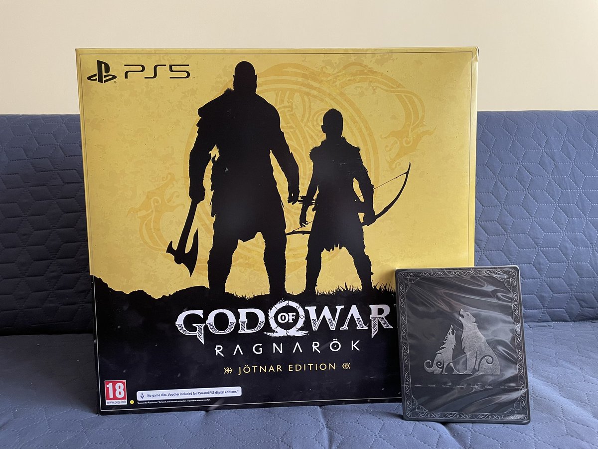 It’s finally here #GodofWarRagnarok #ps5 This thing is HUGE 🥹