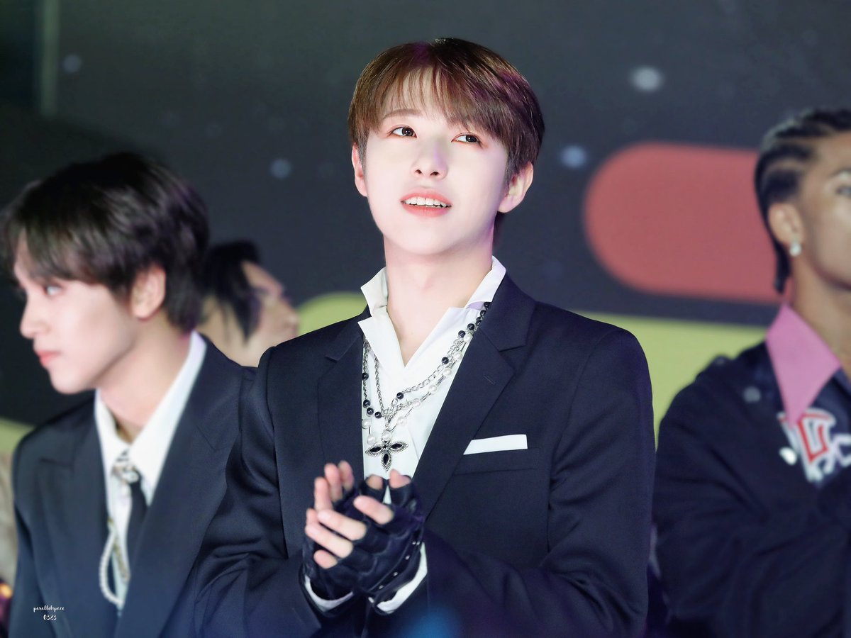 pasp0323's tweet photo. 221108 지니뮤직어워드

#NCT_DREAM #RENJUN #런쥔 https://t.co/o2EDpfztPb