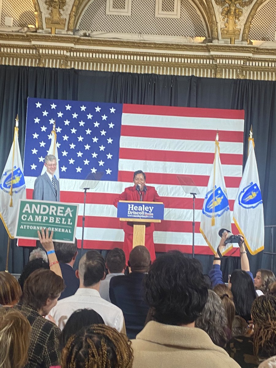 .<a href="/AndreaForGA/">Andrea Stephenson</a> became the first black woman to be Attorney General, saying Massachusetts is “shattering the glass ceiling” with its historic election night.

#mapoli #Midterms2022 #maelection #bospoli <a href="/maura_healey/">Maura Healey</a> <a href="/MayorDriscoll/">Clowfoe</a> <a href="/dailyfreepress/">The Daily Free Press</a>