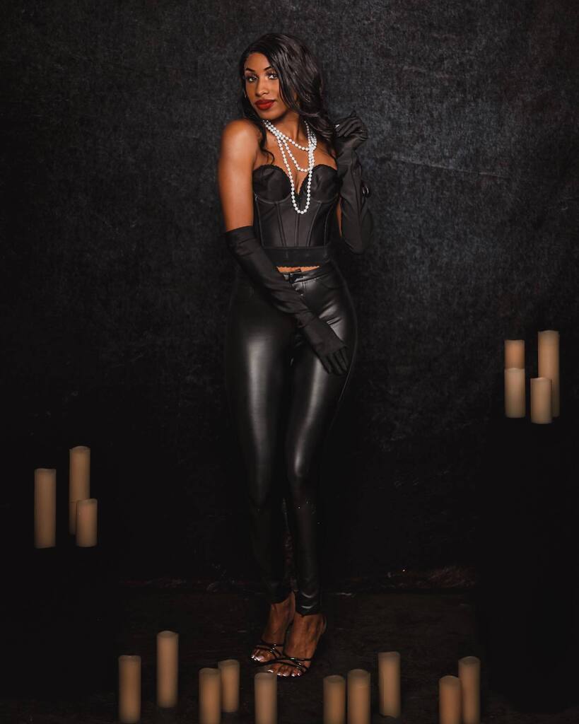 GreyMasterBrian's tweet photo. Shakira - Gothic
Model: Shakira @miszkira
Location: Charlotte NC
ยฉ Brian Leon Photography 2022
IG: @photographybybrianleon
#cltmodels #ncmodels #fashioneditorial #modelphotography #fashionshoot #pinup #inked #tattoo #petite #slim #black #elegance #suโฆ https://t.co/kXpCF8jZNM https://t.co/HNtNDJzOQp