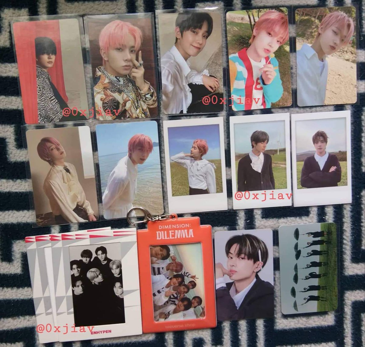 0xjiav's tweet photo. REPRICED‼️

1st &amp; 2nd row: ₱100 ea
3rd row: ₱80ea

📌 SELLING AS SET ONLY
      find kahati, okay
      ship to diff add, okay
     
mop/d: gcash, ggx/sco (at ur own risk)

t. wts lfb ph enhypen photocards heeseung sunoo jay jake ot7 versace ds ody noot noot bdo holo syclla yet https://t.co/9FsUx8V5vn