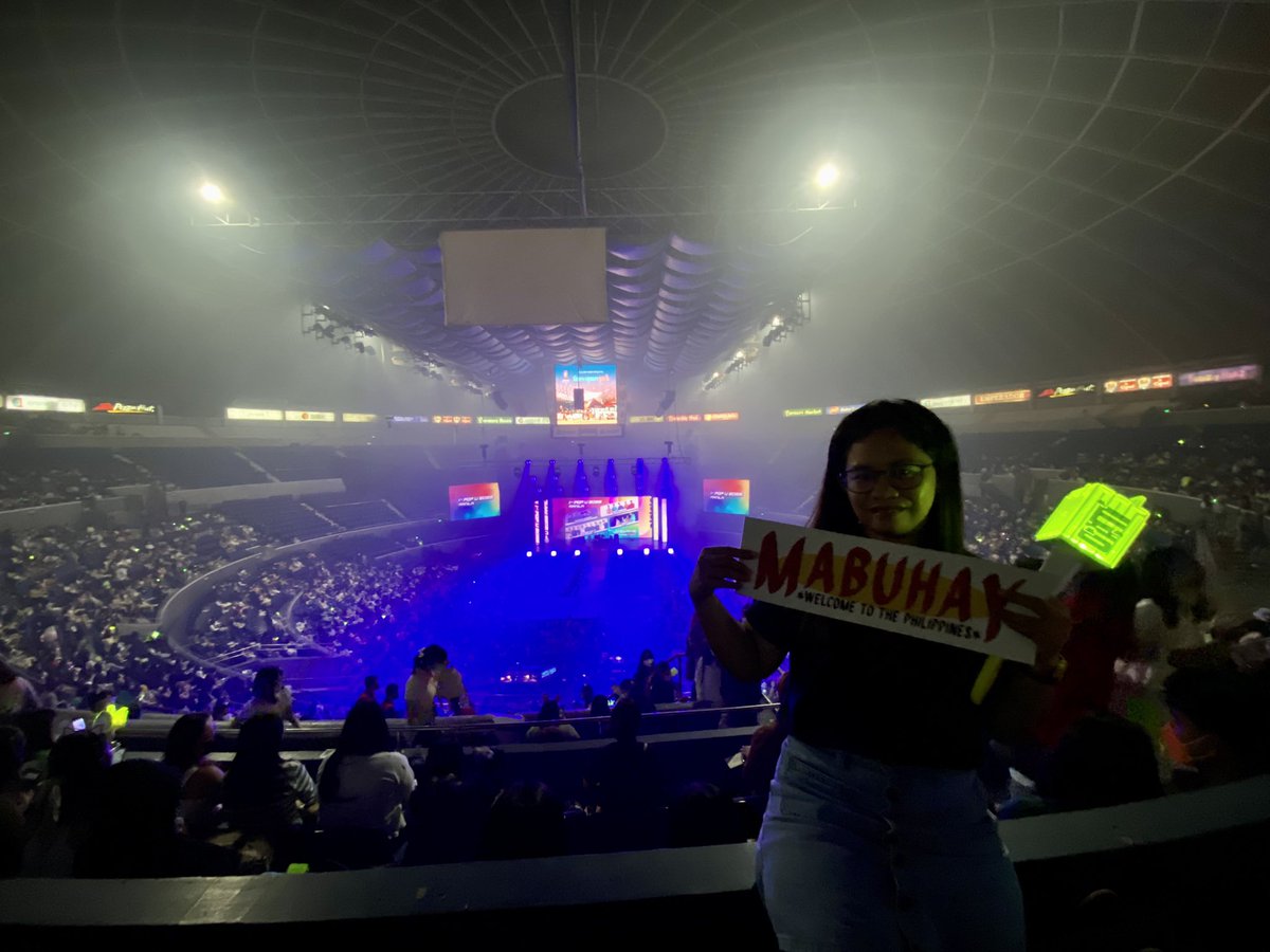 ghin2592's tweet photo. #BeginAgain - NCT Dream 💚
#TheLinkMNL - NCT 127 💚
#BeTSinMANILA - Seventeen 💙 
#ipopu22mnl - NCT Dream &amp; Way V 🌱💚 https://t.co/EFeHjkPgO5