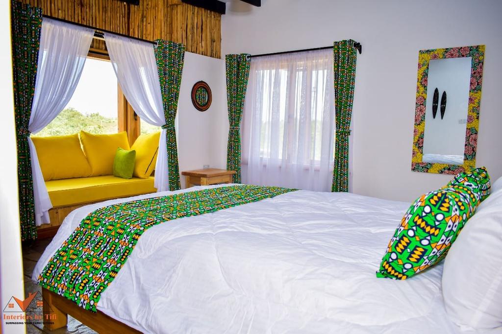 omwambaKE's tweet photo. Find an affordable Staycations  just for you and your loved ones.
You can Book now at https://t.co/iqXxnoYeKi and earn loyalty points!
You can pay using card or Mpesa! https://t.co/dj1puxMtis