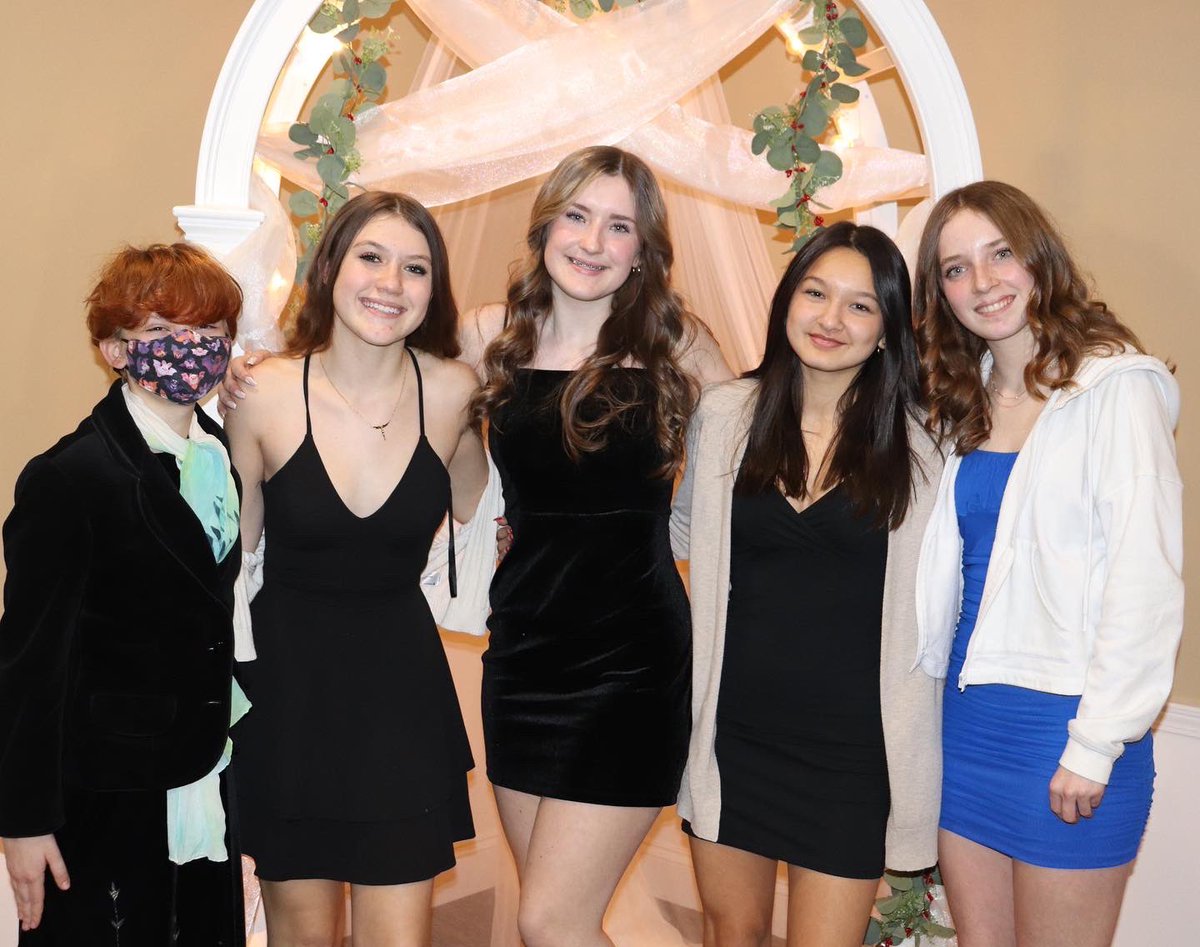 SLPVolleyball's tweet image. The end of season banquet was a wonderful celebration of our teams’ seasons! 

#SLPvb 💙🏐♥️