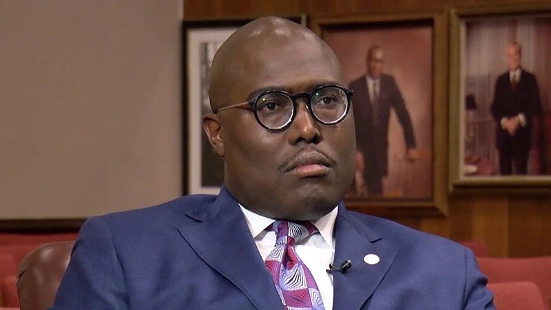 Ella_Walzer's tweet photo. Jesus Christ. WHYYYY. RT @MitchellMcCoy: #BREAKING: @FrankScottJr wins another term as Little Rock Mayor. #ARNews #ARpx https://t.co/xmvYOZH1nT