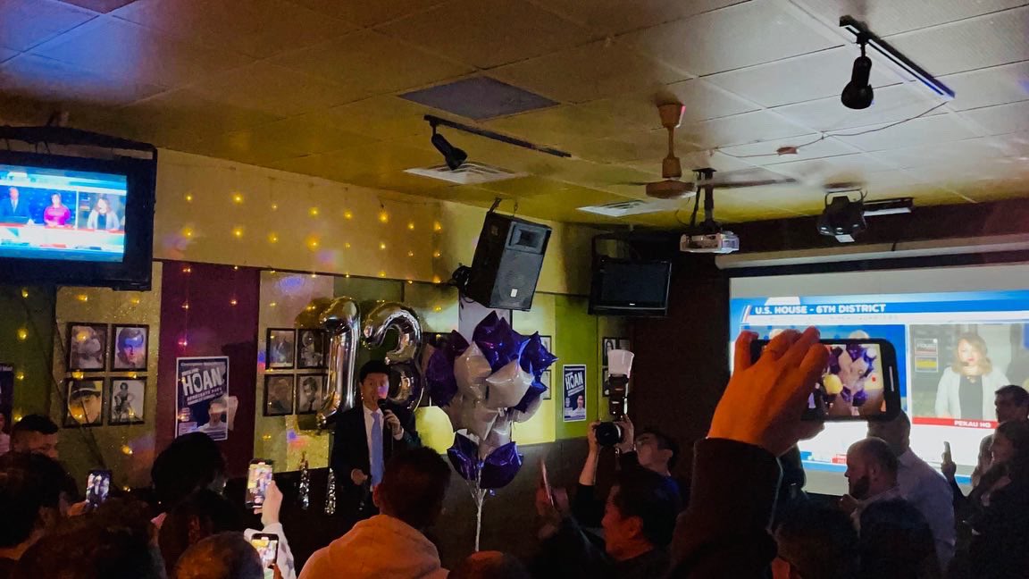HoanDHuynh's tweet photo. We won! Thank you to all the voters, amazing grassroots support from AAMP, OPC, IVI-IPO, and others, Asian American Caucus, Representative Theresa Mah, House Majority Leader Greg Harris, campaign team and fantastic volunteers! This victory belongs to all of us! #TeamHoan #Chicago https://t.co/upQZx6YfQv