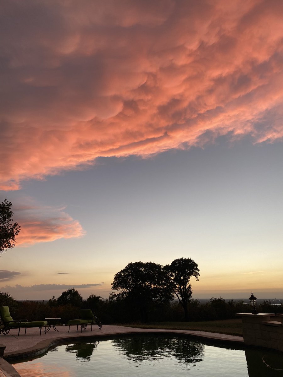 LorisKarius0's tweet photo. Fall Skies 🍁🤎 https://t.co/zu6cLu1X8p