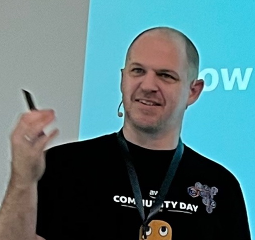 Going to (again) talk about #DynamoDB Single-Table-Modeling. This time at the AWS User Group Münsterland on January 10. Come and have a chat about table models. Location TBA. <a href="/AWSCommunityDE/">German AWS Community</a>