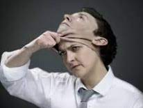 FionaShrek65's tweet image. Amb la paraula podem mentir, però el nostre llenguatge corporal, el nostre moviment i la nostra actitud davant d'una taula o fent activitats lúdiques no podem evitar mostrar-nos tal com som. LLegir impostures, és una habilitat imprescindible.
#BonDiaATothom