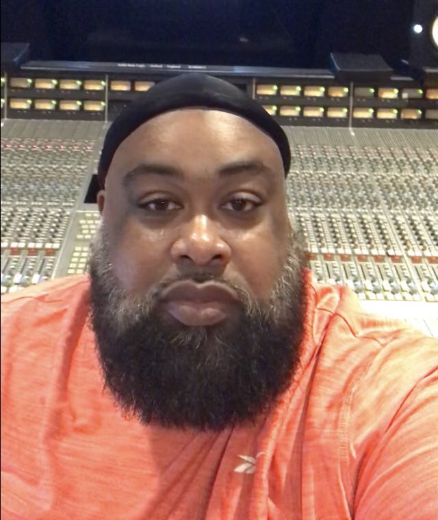 peter_rabbit_jr's tweet image. Work Hard. Play hard.