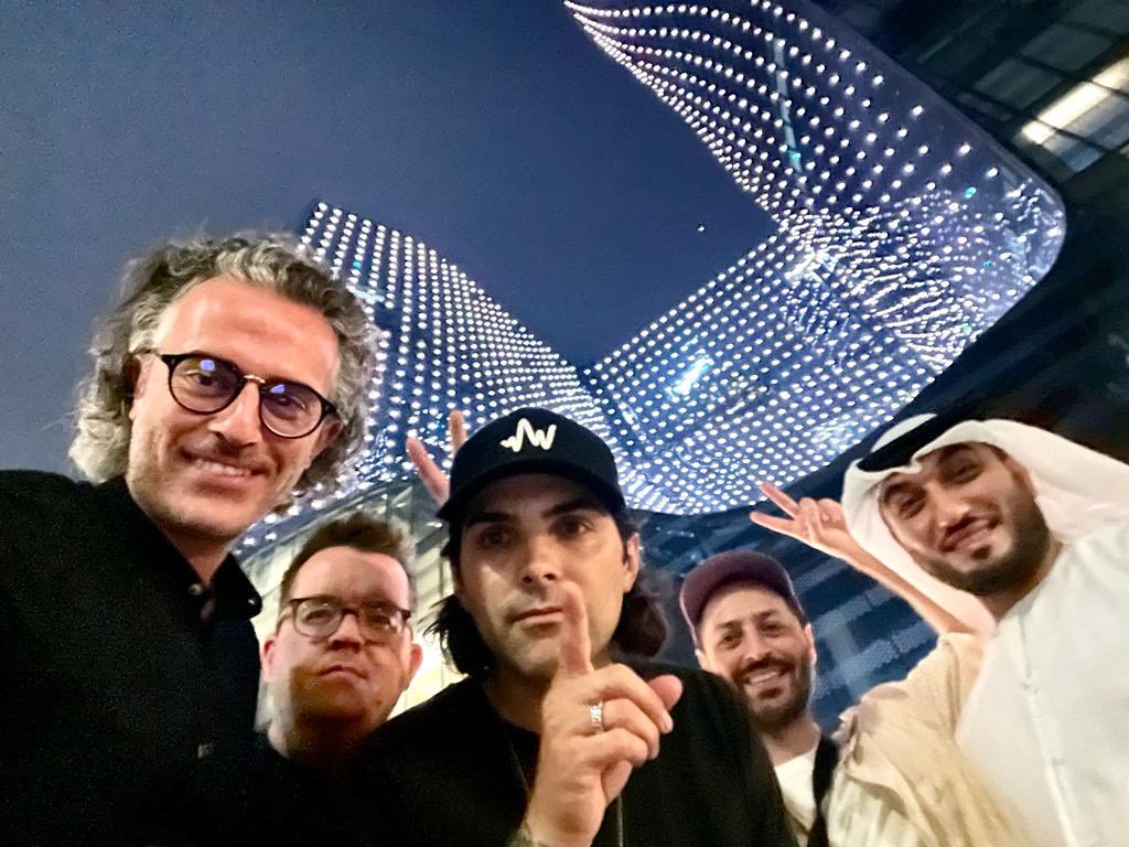 AlZar3oni's tweet image. He came and he conquered! 

Amazing Artist and a better Human being.
We are honored to have @ThankYouX as a Board Member Advisor for @2117_io

Looking forward to what we shall build together!