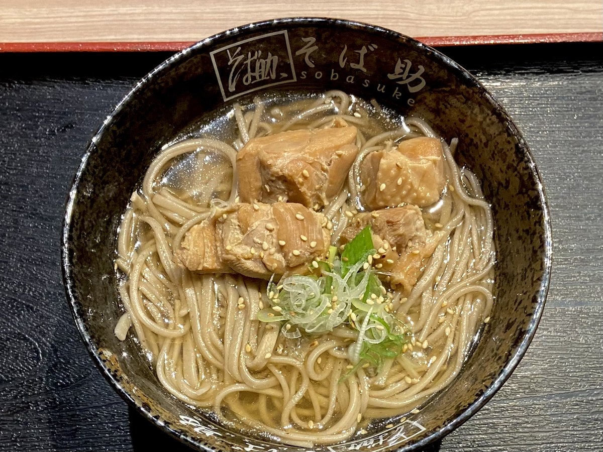 taku_perc's tweet photo. 10月24日(月)の誕生日は、前日のバースデーライヴの片付けと事務作業で終わりました😆 晩御飯だけでもしっかり食べようと思い『#そば助』に行きました。お会計しようとしたら店員さんから『赤羽さんですよね？』と！ いつもライヴに来て下さる方でした🥺✨ 気が付かずスミマセン..！ ご馳走様でした！ https://t.co/aanJjYcphd