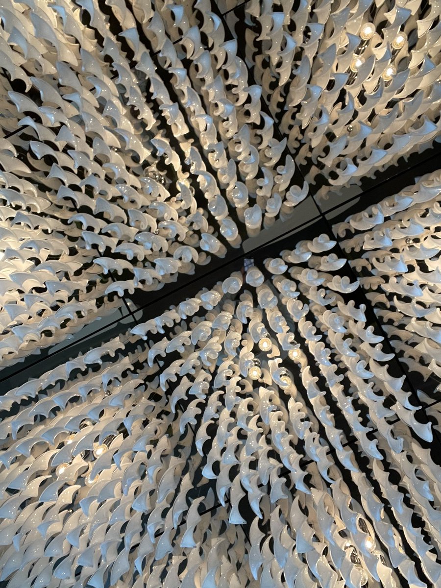 ActonManning's tweet image. Texture Series, 2

#texture #textures #textureshot 
#tactile #tactileart
#closeup #closeupshot 
#ceiling #ceilingdesign #ceilingdecor
#ceilinglight #ceilinglights 
#illumination #ledlights #array
#restaurant #restaurantdesign #spiral