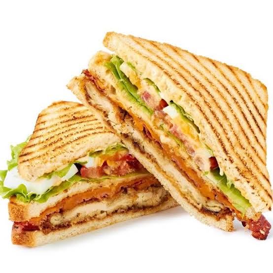 Junkfest1's tweet photo. If you were to have one for breakfast which would it be 😋 #junkfest #junkfest22 #choplifeseason5 

Waffles 🥞                            Sandwich🥪 https://t.co/aqex0Vcrhe