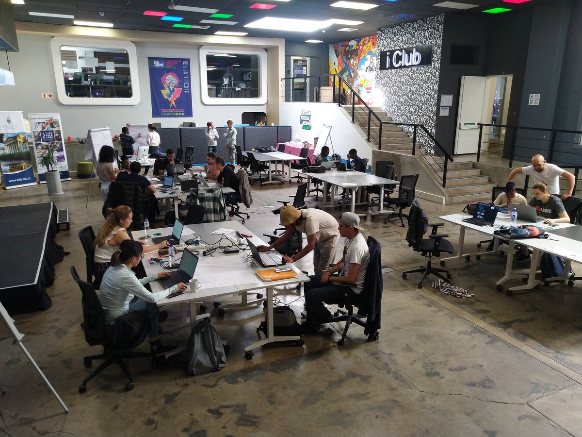 TiyaniTee's tweet image. The Battlefield as #hackMYCITY officially kicks off.