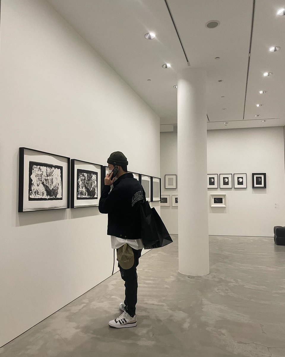 simple_def_'s tweet photo. glad jaebeom had a very good time in japan, went to exhibition, took alot pics with his camera, enjoyed japan streets at day and night. just had peaceful hours for himself 🥺 https://t.co/xFHLR0Tjnz