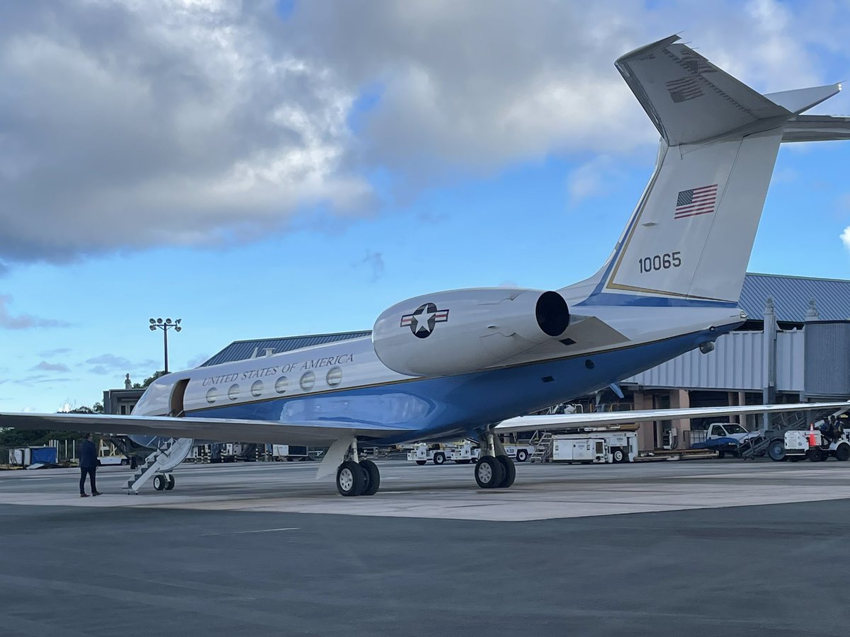 helliott4's tweet photo. I am grateful everyday for the blessings in my life. I am proud to serve my country and I try to make a difference for the better. I’m humbled to get to experience things I could barely even dream of! #grateful #AvGeek https://t.co/LoDvzYhfbp
