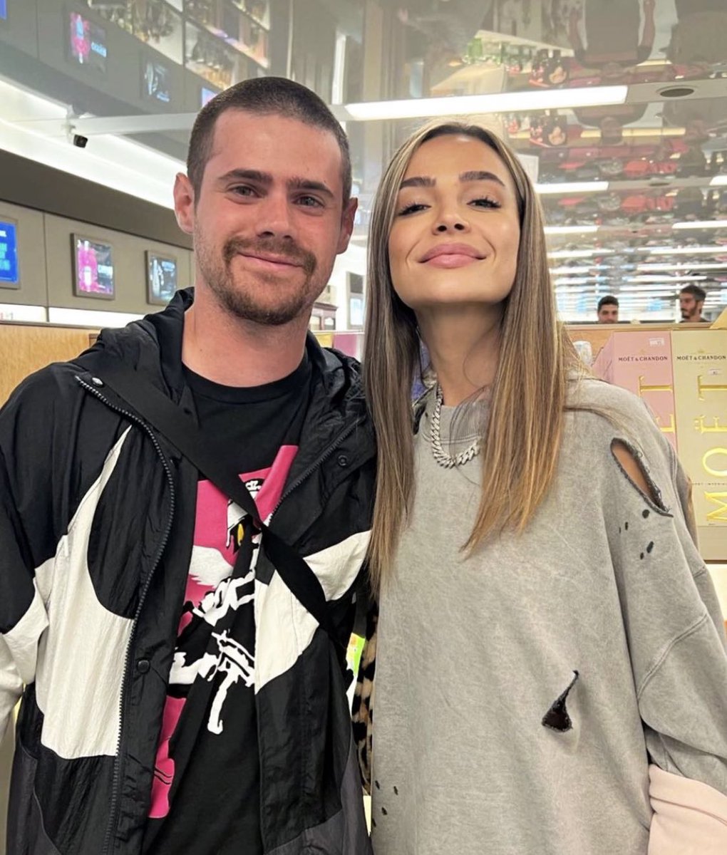 no vabbè questa reunion