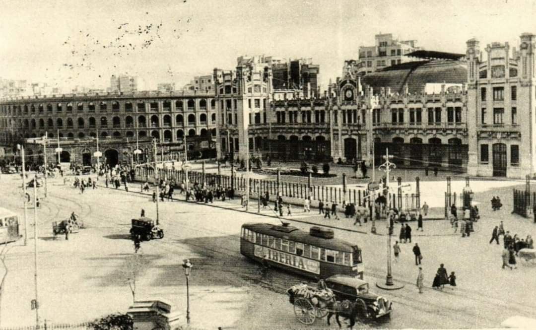 li detallà les visites que feia a Genoveva un dels vigilants de l’Estació els dies que Branqueta recorria l’horta per a fer-se amb els queviures.