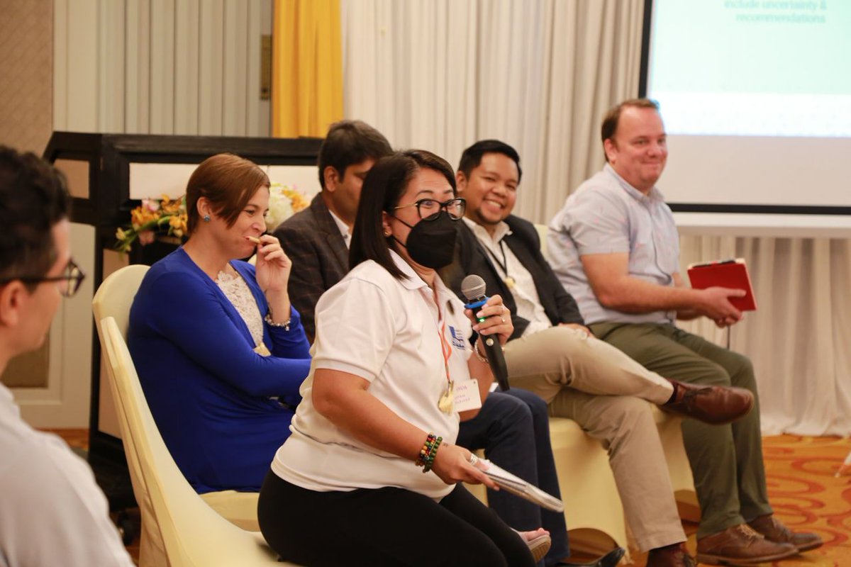 oxfamph's tweet photo. At #APdialogueplatform on #anticipatoryaction, @oxfamph shared how it utilizes forecast info from PAGASA &amp; internat'l orgs to trigger anticipatory action for flooding (under @eu_echo @ECHO_Asia-funded #SUPPA II Project) &amp; cyclones (under #BREADY).
📷 TIM Woods/APDP &amp; Niru Pradhan https://t.co/aI7NqRf5Cv