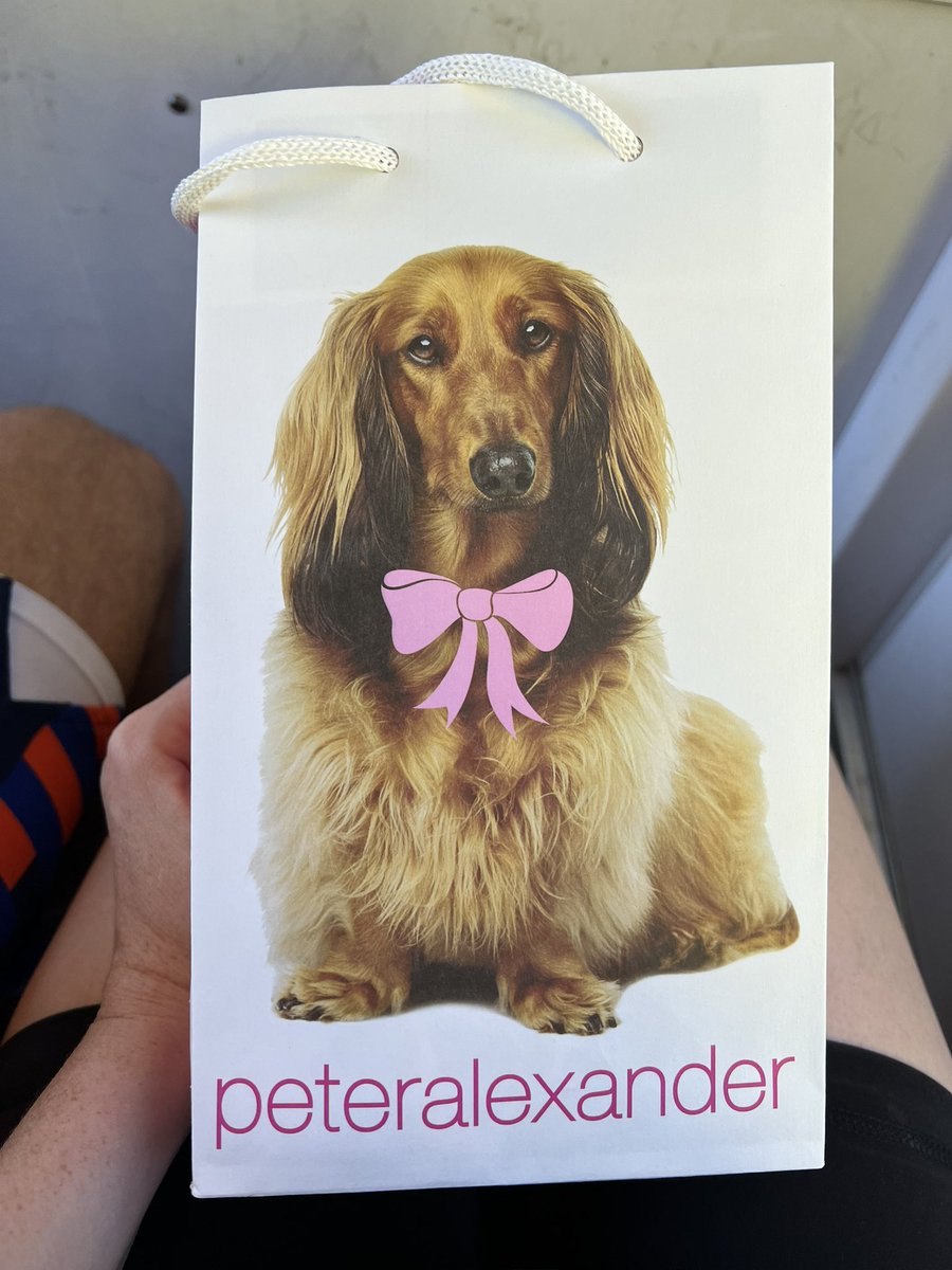 VoteForMeKellyB's tweet image. I forgot to pack PJs but thanks to folks at the live show giving suggestions, I am now the proud owner of AUSTRALIAN PJs. Unfortunately they don’t say “Crikey! It’s bed time on them!” as I originally hoped, but they’re still cute.