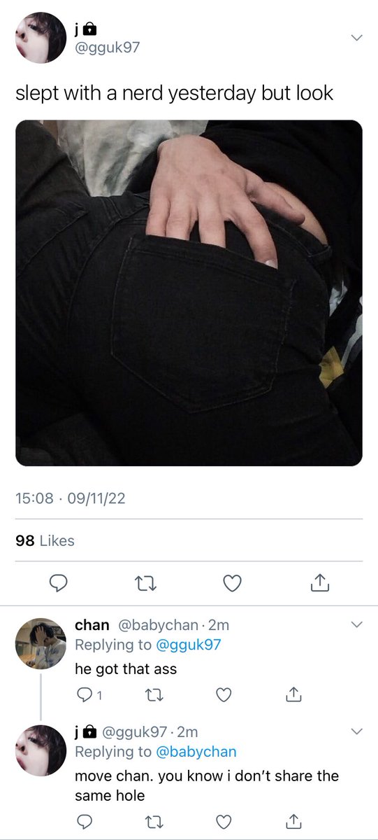 chloe 🪭 tweet media