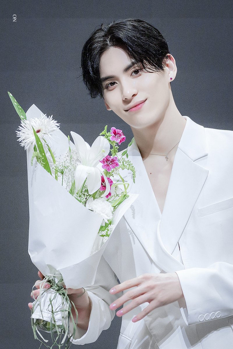 HQ 220904 팬싸

태양이 홧팅 

#sf9 #에스에프나인 #유태양 #YOOTAEYANG