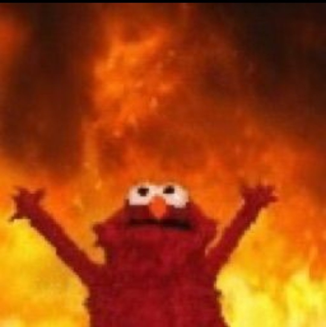 wxnchic's tweet image. spot the difference #DPRRegimeTour #DPRinBerlin #DPRLIVE