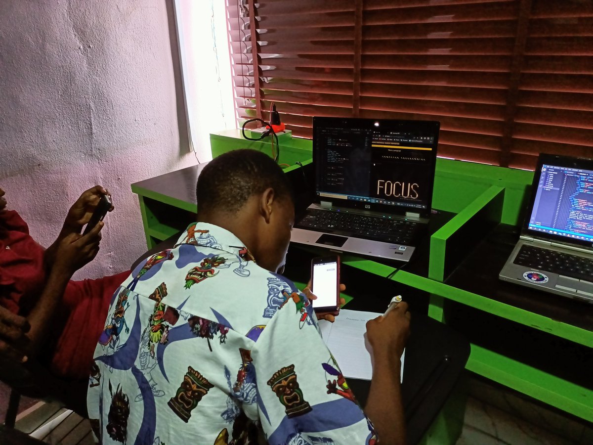 TechFacultyNG's tweet photo. anything. We provide practice website projects, javascript practice exercises, flutter and more!
Learning by doing is the fastest way to learn!
#AnambraTech #NnewiTech #NnewiTechCommunity #NnewiTechFaculty #Nnewi #Tech https://t.co/XC1rJzYpKA