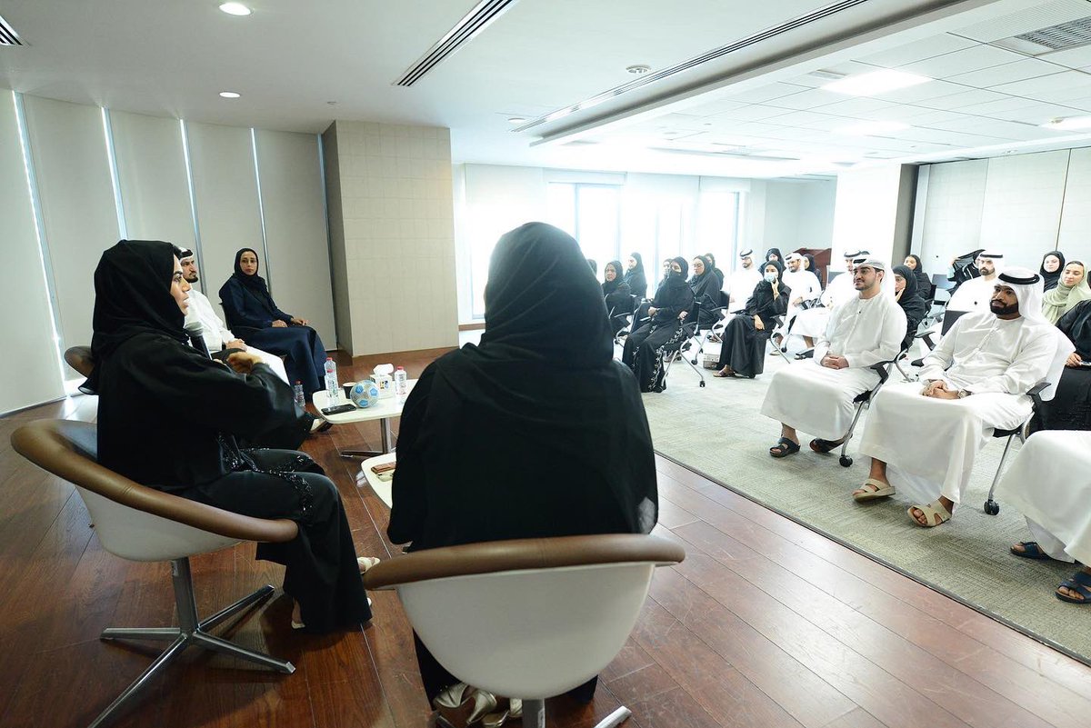 DIBtoday's tweet photo. DIB recently hosted the 2nd career panel forum for #Emiratis. Aimed to inspire our UAE nationals by real-life examples and words of wisdom shared by senior Emiratis and thought leaders within DIB. #Emiratization #IAMDIB https://t.co/j4HliMwm2W