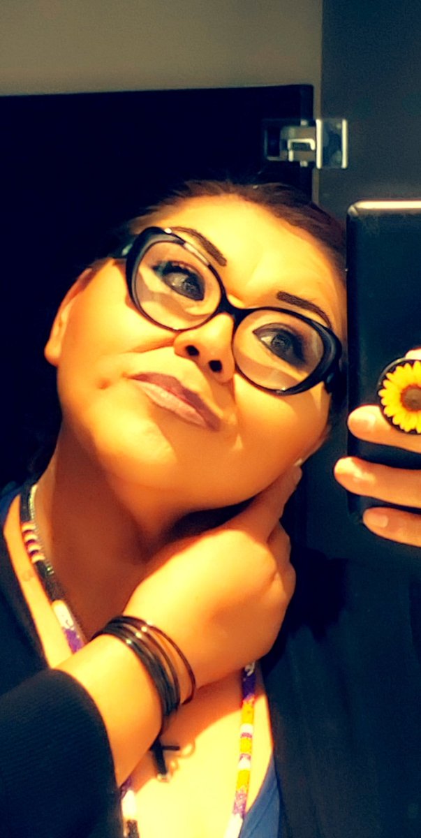 battle1798cat's tweet photo. Found my Tiffany frames love these glasses!! 🥰😍 back to business #wekopacasino #VIP #playersservices #fortmcdowellyavapai #fmyn #phoenixsunsgirl #teammikal https://t.co/fTq7YomhbM