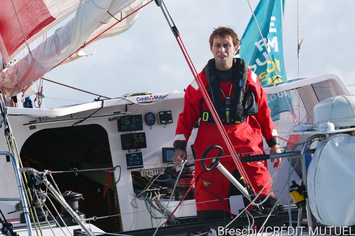 #skippercreditmutuel
Top départ pour la Route du Rhum - Destination Guadeloupe ! 
Tous nos encouragements à notre skipper <a href="/ianlipinski/">Ian Lipinski - Skipper Crédit Mutuel</a> qui a franchi la ligne de départ à 14H15. 
Suivez l'aventure #RDR2022 sur : skippercreditmutuel.fr