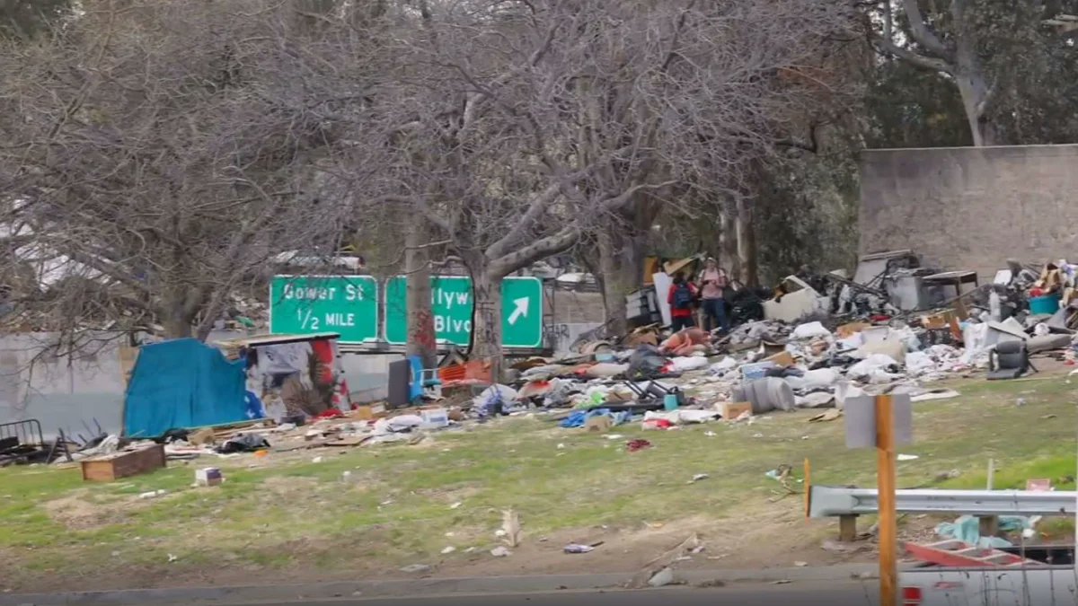 photosbyjerryg's tweet photo. "Move to California"
So "green" yet so disgusting..

#sickening #democrats #pollution #Green #movetocalifornia https://t.co/pojnTIwlQe