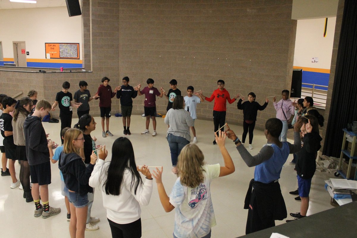 MarvinRidgeMSNC's tweet photo. There are no days off for our Mavs StuCo members, who gathered yesterday for a team building day! Through these activities, students build their lifelong skills in collaboration, communication and leadership.
#studentcouncil
#lifelongskills
#teamMRMS
@aghoulihan
@ucpsnc https://t.co/CTjdJ6ZCGJ
