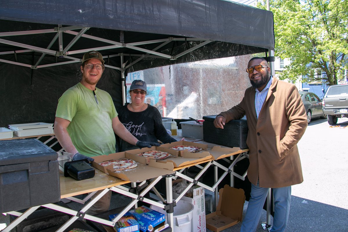CAPLancaster's tweet photo. Pizza + Pantry Day! Every 2nd+4th Weds. of the month, Crispus Attucks provides a FREE Food Pantry 2-6pm. Pizza Tent will also be providing FREE Pizza from 12-1pm. All are welcome! If you need food, stop by #CAPLanc #CommunityAction #strongertogether https://t.co/ZNmsjDFo55