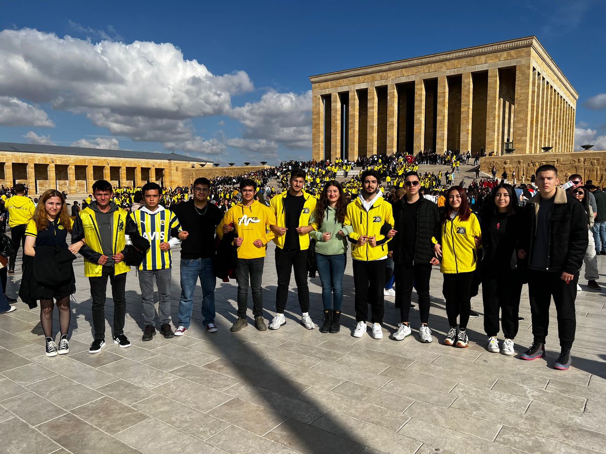 UFBiyte's tweet photo. 1907 ÜNİFEB İzmir Yüksek Teknoloji Enstitüsü Örgütlenmesi olarak her yıl olduğu gibi bu yılda Atamızın huzurundaydık.
#1907ÜNİFEBAnıtkabirde https://t.co/MolnPv5H4E