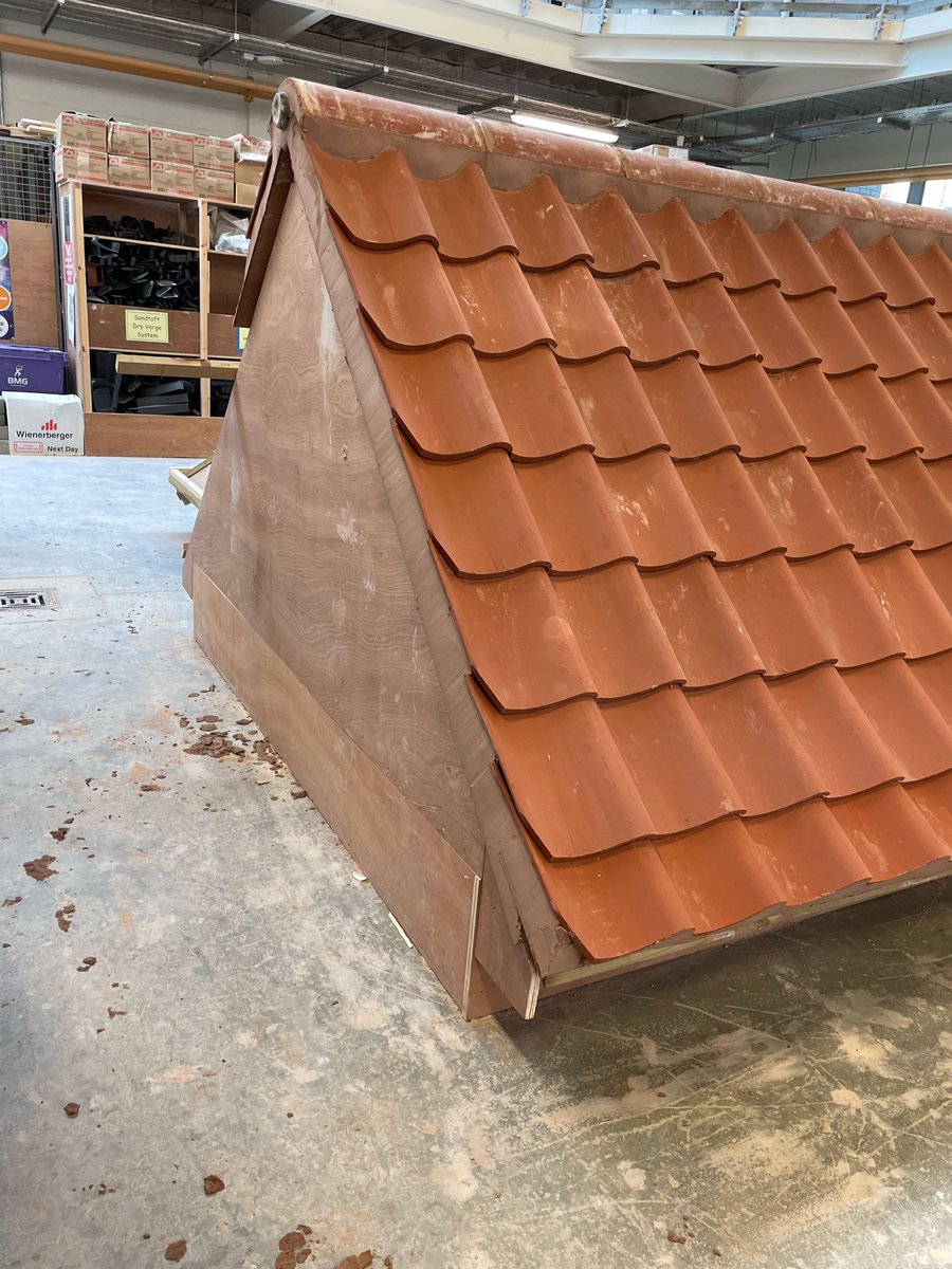 Roofing Department tweet media