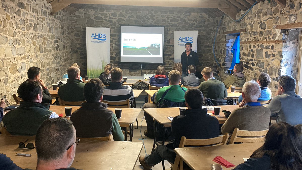 We’re underway at our Vale of Glamorgan monitor farm! Ready to get stuck into <a href="/Farmer_DanMoore/">Dan Moore</a>’s soils!
