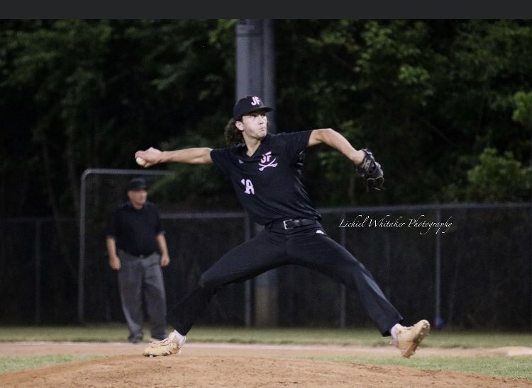 Congrats to Sam Bell signing with UMBC and Luke Gouldthorpe signing with Longwood today. Proud of both of you!! #teamoverme