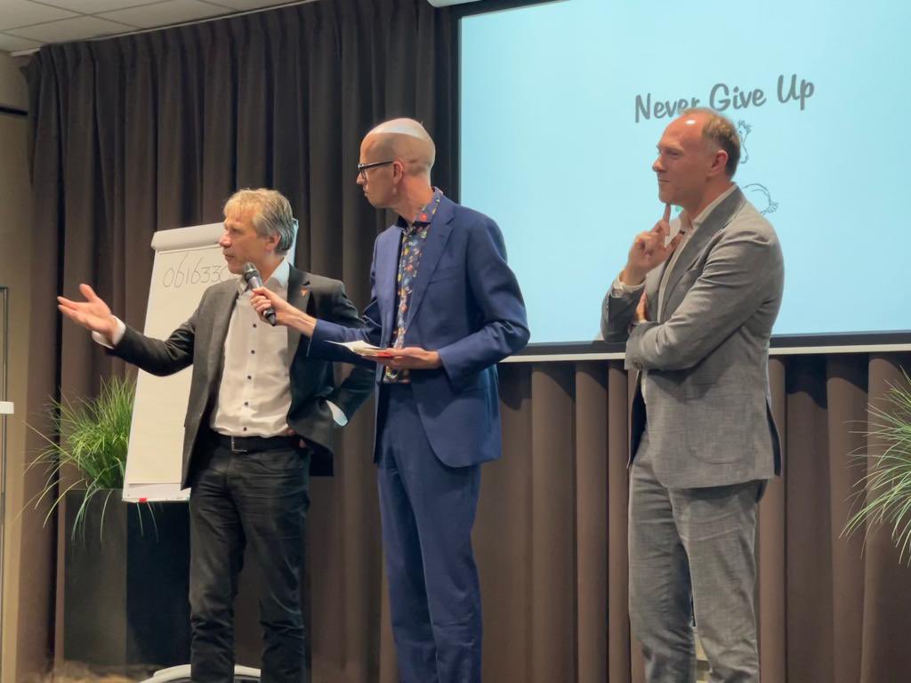 Rik Grashoff tweet media