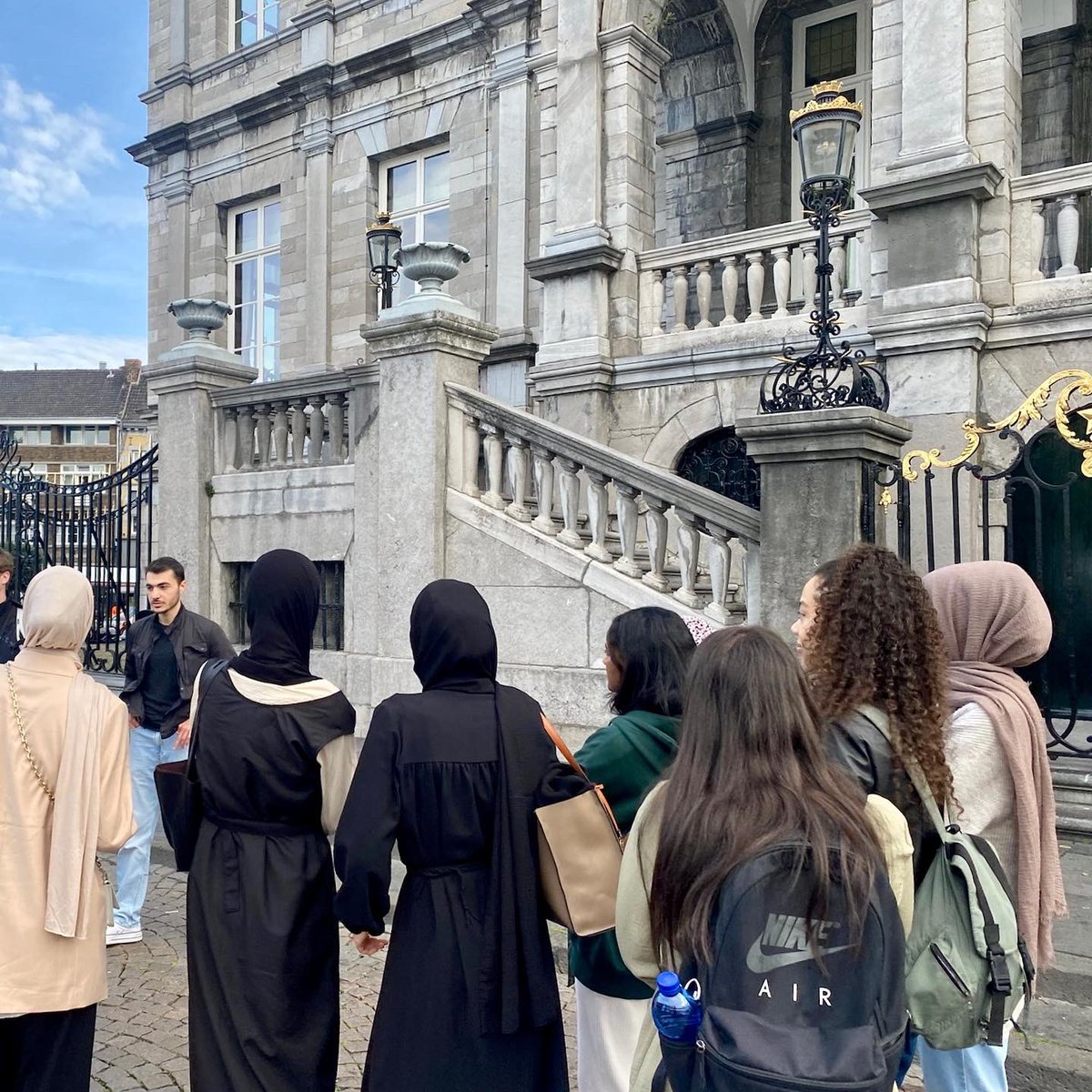 MusabAachen's tweet photo. FOTOGALERIE ERSTI-WOCHE | Tagestrip nach Maastricht🇳🇱🌷

Die restlichen Fotos📸👇
https://t.co/xB3jWU2Jme

#musab #musabaachen https://t.co/0QlklaHnv1