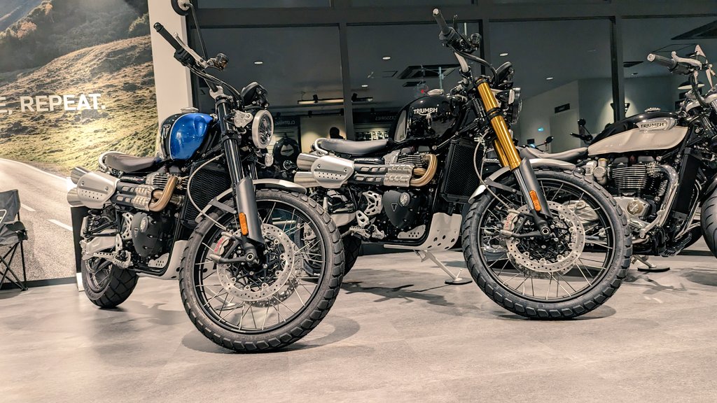 SCRAMBLER1200治った‼️
(ﾟ∀ﾟ)o彡✨

やらかし部品総交換で
総額17万コースですたがw
トラ浜さんの部品修正技術で
7万コースまで抑えて頂けた💦

🏁三宅島EDにも間に合い
ありがとうございました😭

因みに最後の写真SCRAMBLER1200XEとXC
今受注生産で長期待ち状態が
早い者勝ちで新車有り@torahama