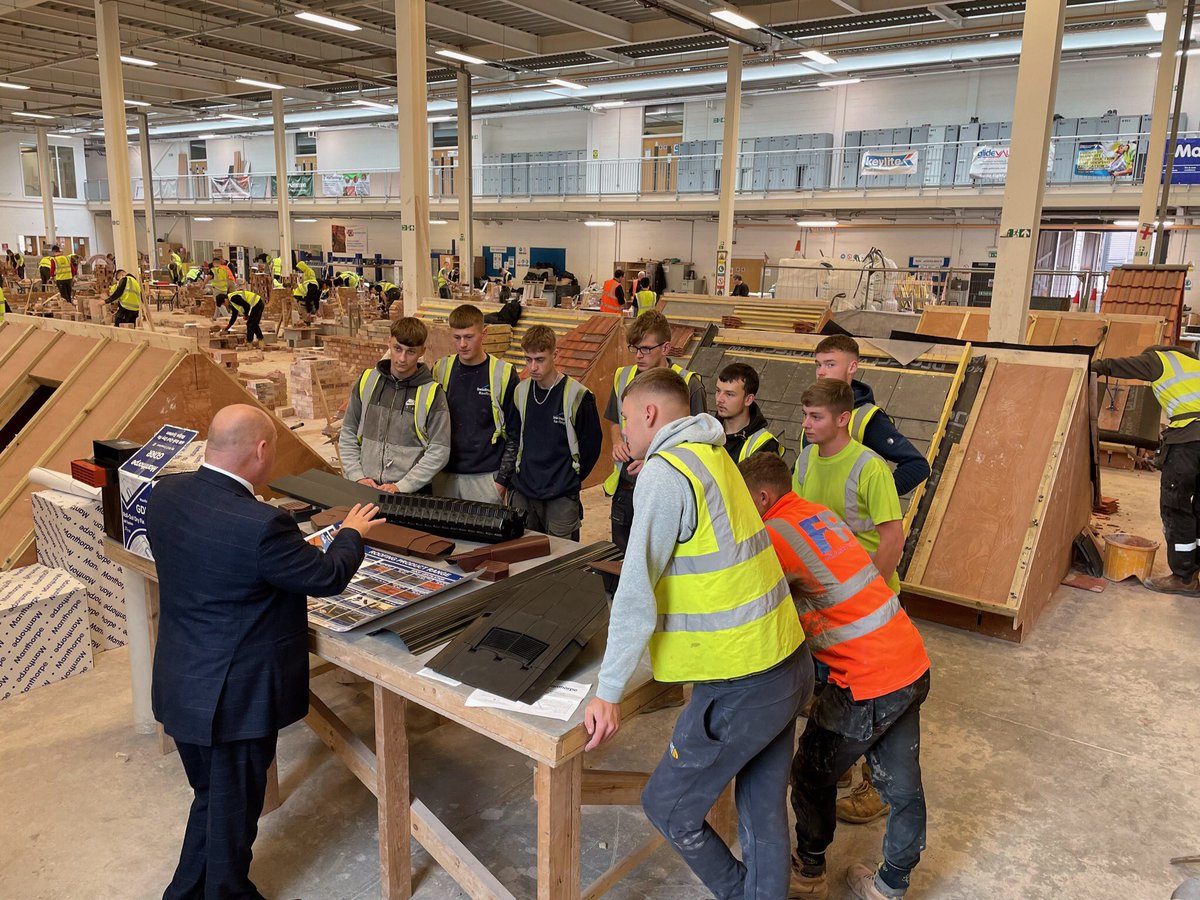 Roofing Department tweet media