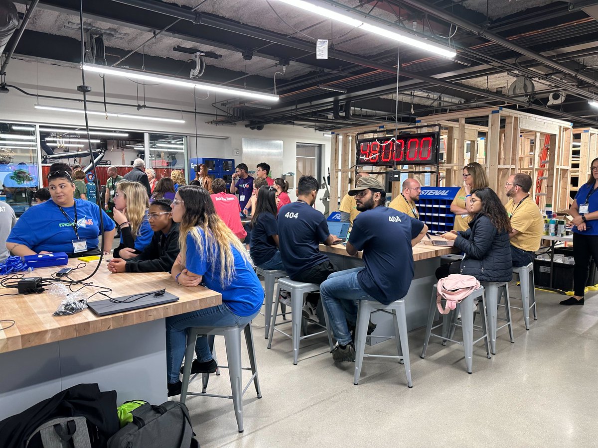 PTC_Education's tweet photo. We were happy to be a part of @gomake48's recent Beloit, Wisconsin event this past weekend! It was amazing to see what teams could accomplish in this marathon 48-hour session. Congratulations to all the teams for creating their prototypes!
#CAD #STEM #Make48 #Onshape @Onshape https://t.co/mc8CTSFUP4