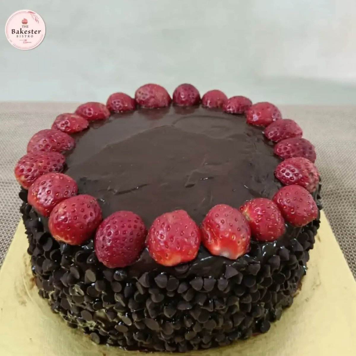 _bakesterbistro's tweet photo. Strawberry is a superfood, naturally sweet and juicy. Have a Strawberry Cake Day.
Follow @_bakesterbistro for more
#thebakesterbistro #instadaily #instagrambakery #homebakers #delhihomebakery #freshlybakedeveryday #freshcakes #egglesscakes #lovethemecake #tasteofhome #tastoflove https://t.co/p8bR0J6JNx