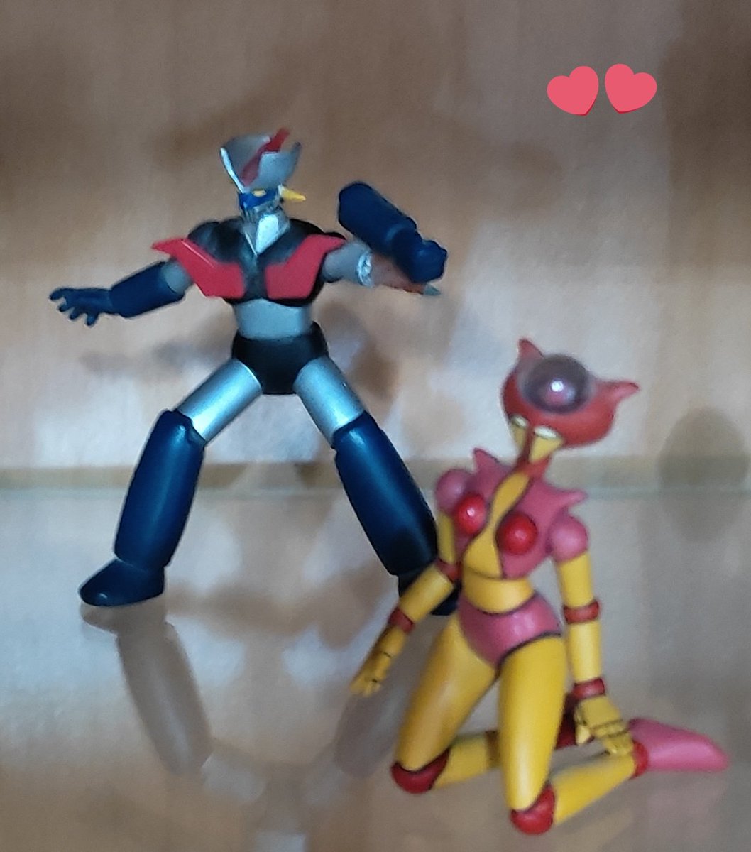 mar_gotarda's tweet photo. Continuo amb les figures de #GoNagai #MazingerZ #AfroditaA https://t.co/HR2h56yb20