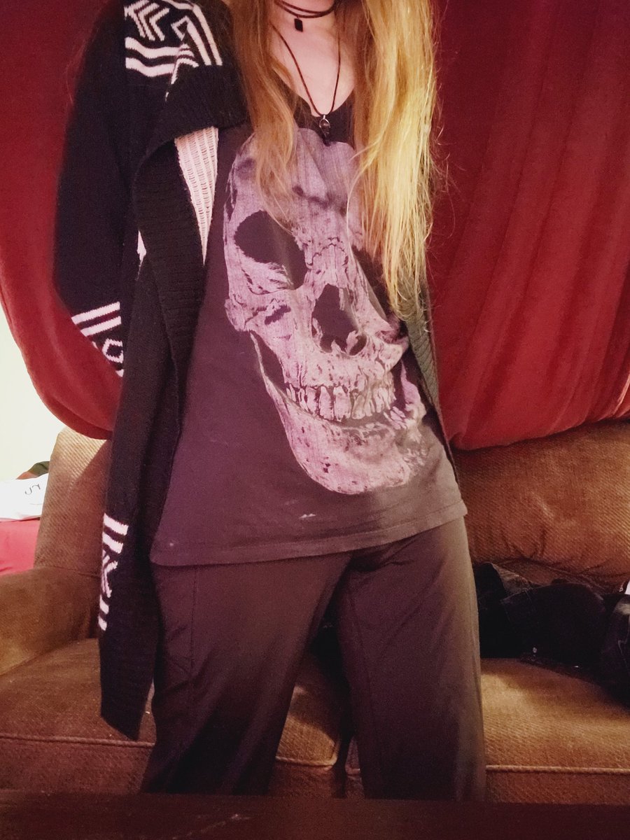 MattyHasFans's tweet image. Y'all really gonna scroll by without saying howdy?

Is a goth cow/femboy considered Y'allternative?