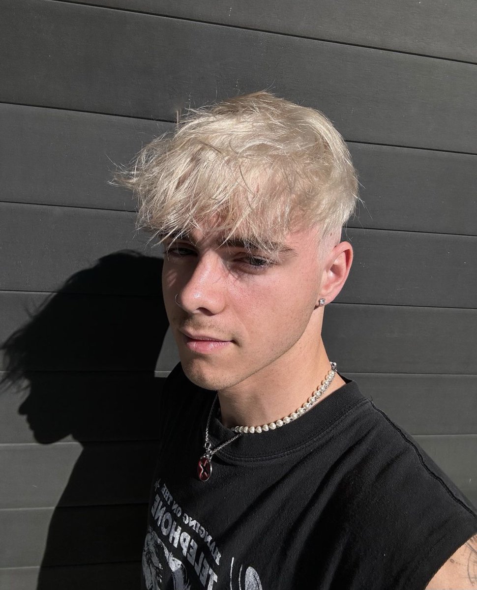 archbesson's tweet image. Targaryen Corbyn Besson 🤍