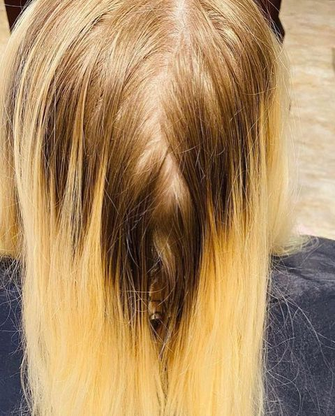 BodyShoppeCom's tweet image. What a beautiful transformation..
That silky, soft shine tho. 
Wella #shinefinity adds a long-lasting color glaze that adds depth, tone and a shine you can FEEL ✨ 
Reservations available 
Call 757-596-4847
#cleanformula 
#wellablondor #wellashinefinity